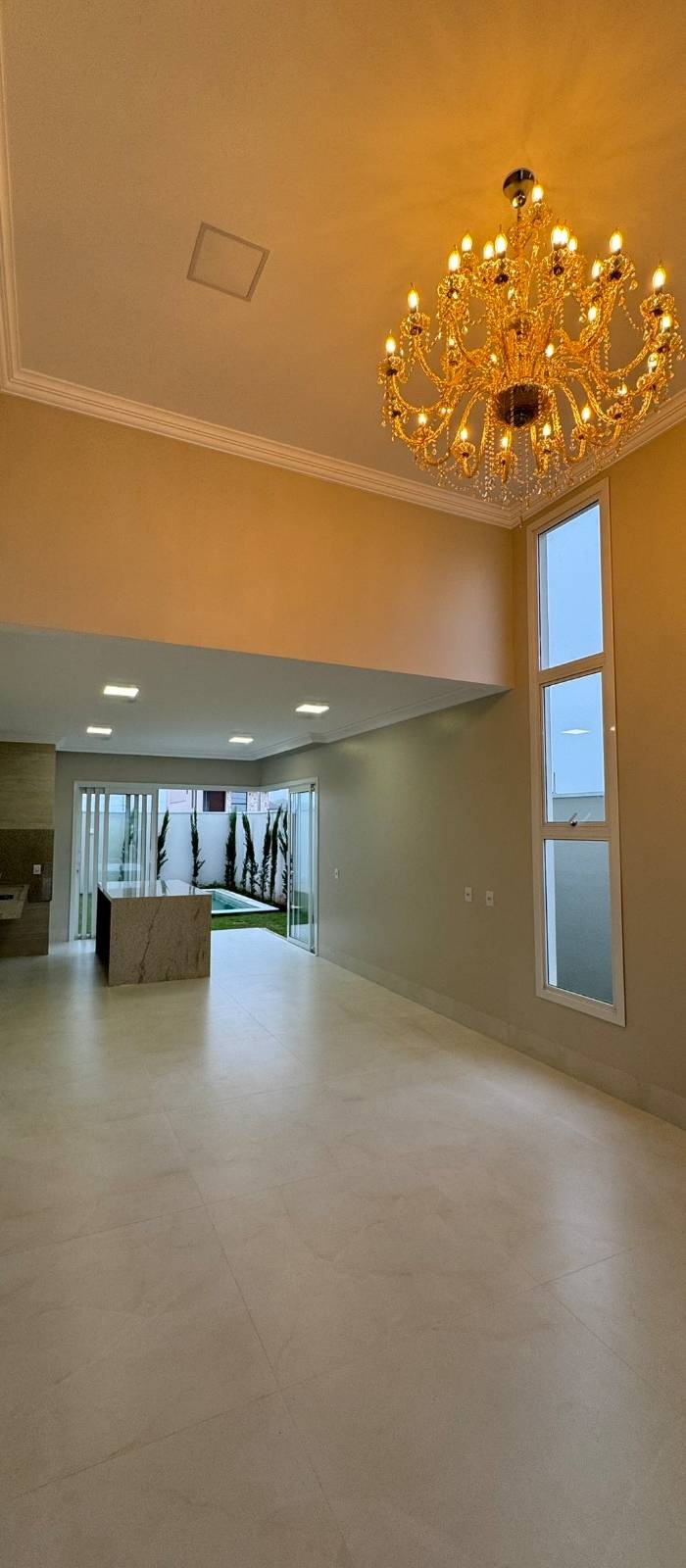 Casa térrea Neoclássica Alto Padrão